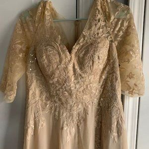 Formal Dress - Brand New - Never Worn